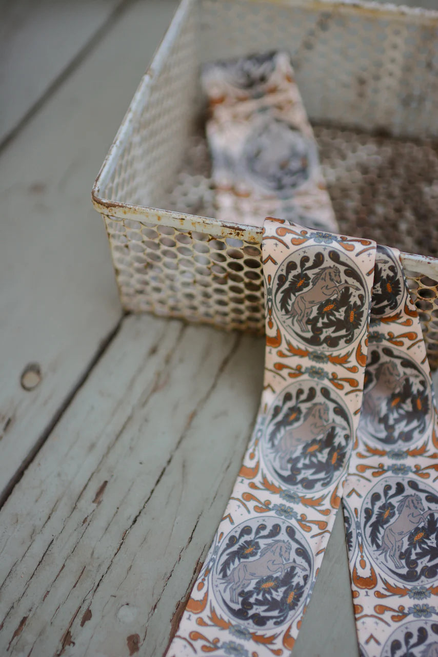 Bloomin' Bronc Twilly