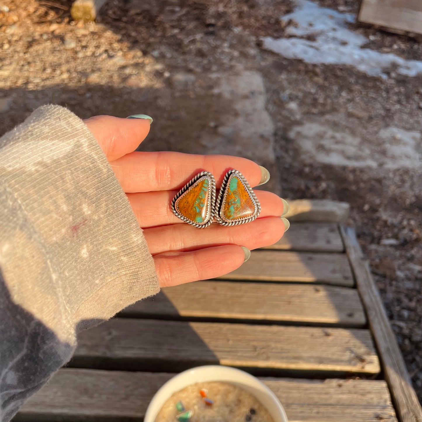 Royston Ribbon Studs