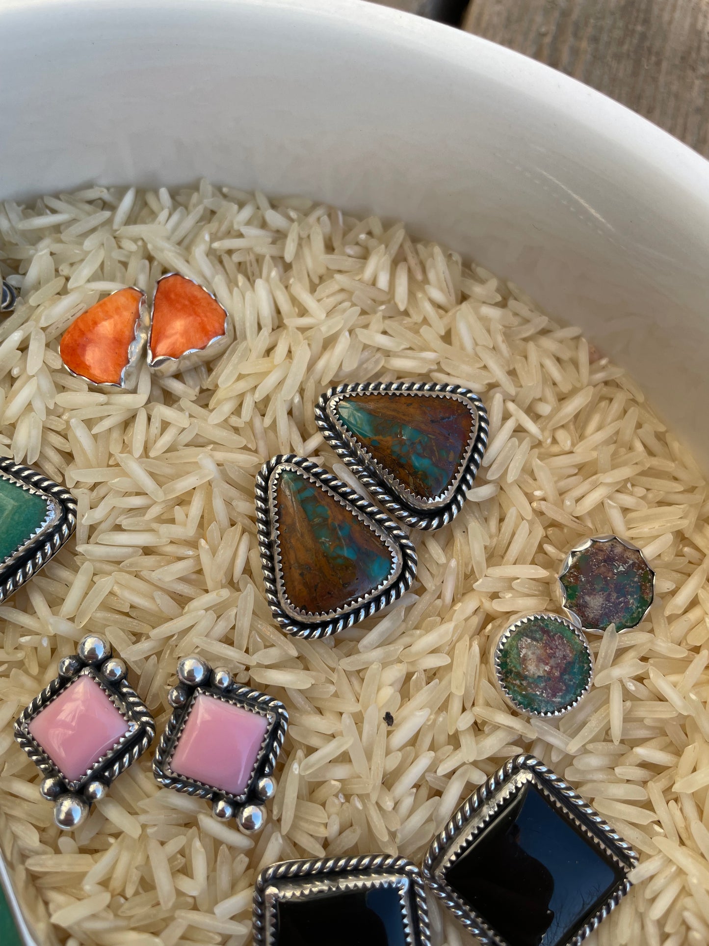 Royston Ribbon Studs